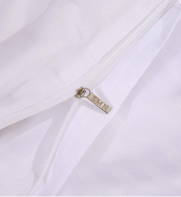 Flower bedding set zipper detail, chemical fiber material, geometric pattern, Nordic style.