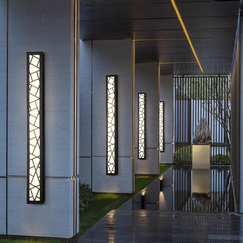 Outdoor waterproof wall lamp in a garden villa setting with modern Chinese style design.