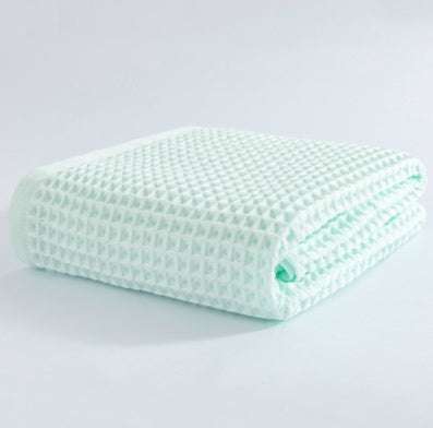 100% cotton bath towel with 3D texture, fluffy and soft.