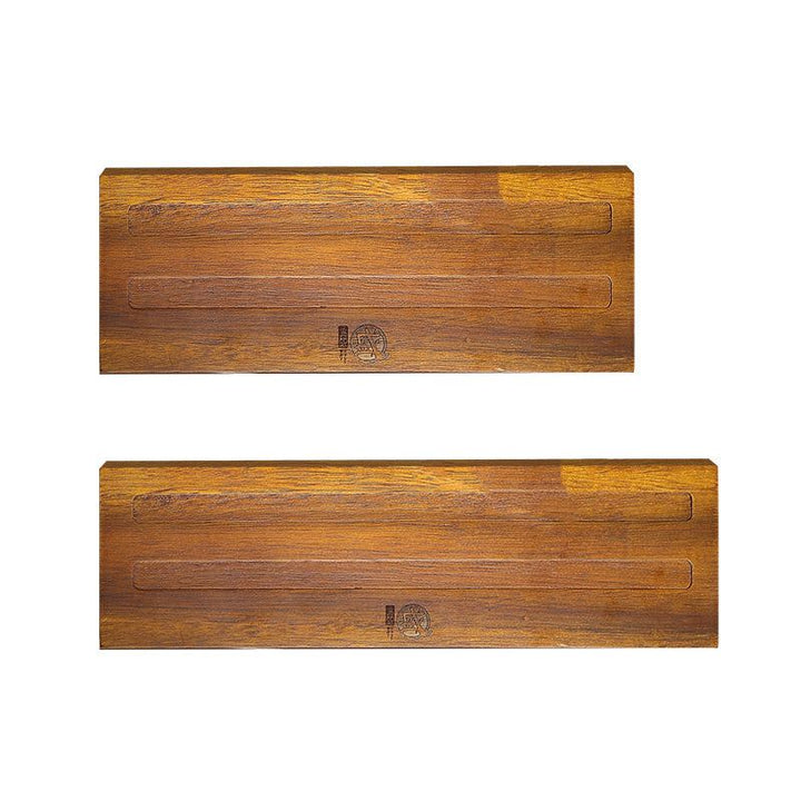 Solid wood magnetic kitchen knife rack, wall-mounted and perforation-free for knives and scissors.