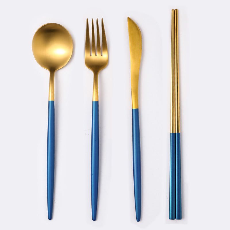 Stainless steel cutlery spoon set with mirror polishing.
